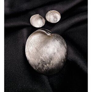 Vintage Crown Trifari 1960s Brooch & Earrings Set Silver-Tone Textured Finish